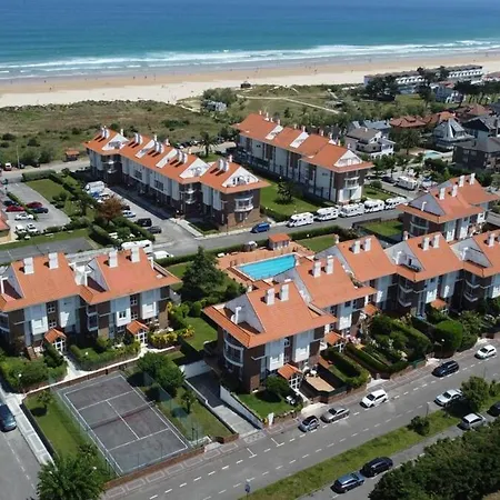 Casa Playa Berria/santona Апартаменты Сантонья